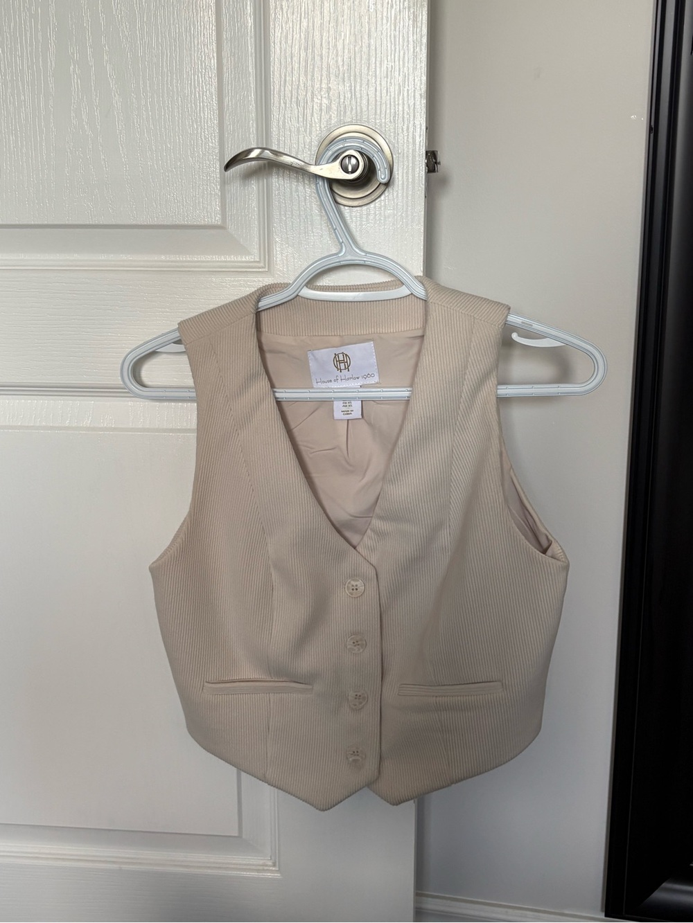 House of Harlow 1960 Beige Women’s Tailored Vest